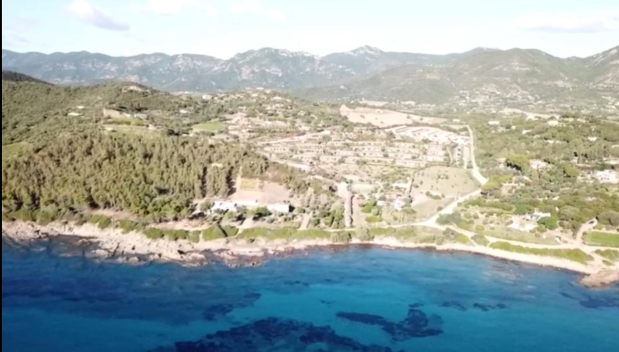 Il Bacio Del Sole Apartman Tertenìa Kültér fotó