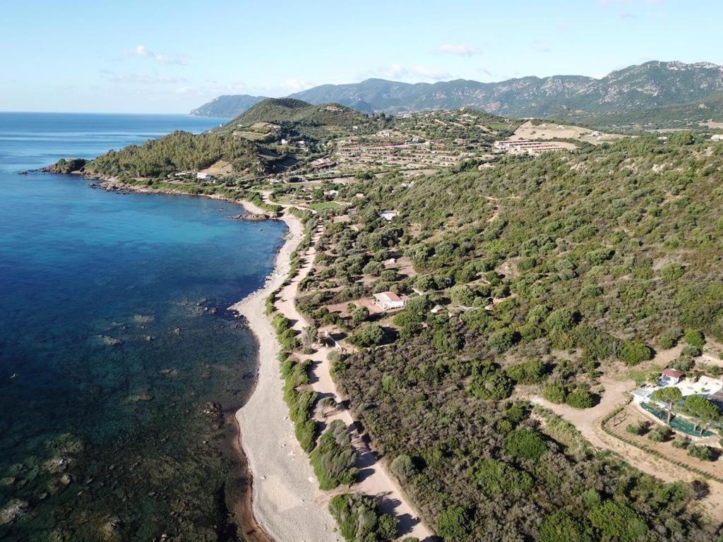 Il Bacio Del Sole Apartman Tertenìa Kültér fotó